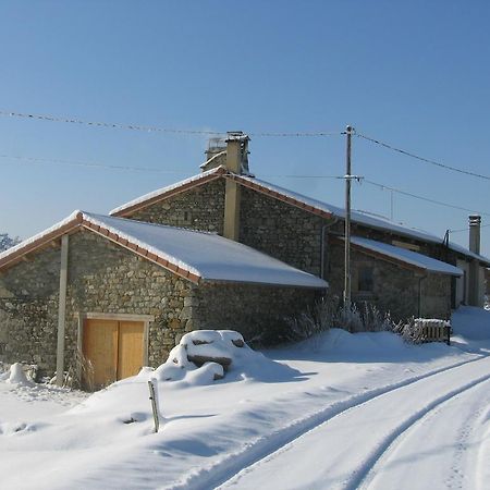 Bed and Breakfast La Ferme Des Genets à Medeyrolles Extérieur photo