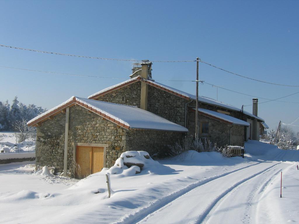 Bed and Breakfast La Ferme Des Genets à Medeyrolles Extérieur photo