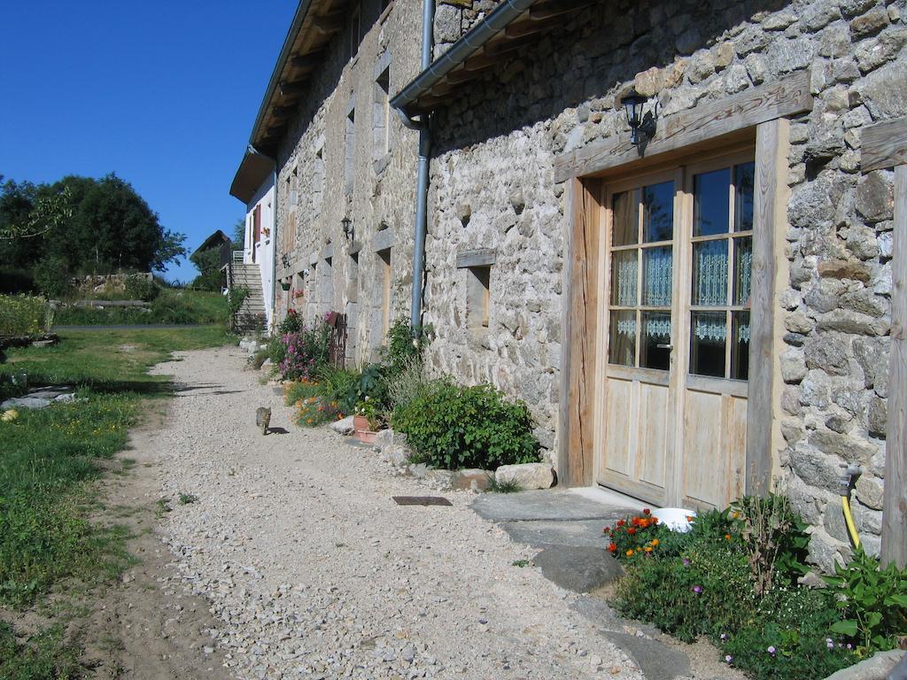 Bed and Breakfast La Ferme Des Genets à Medeyrolles Extérieur photo